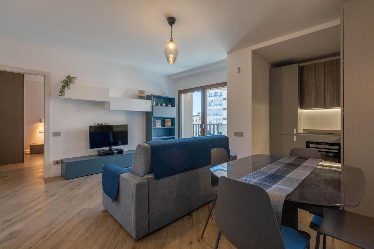 Aurealiving - Trastevere Suite With Rooftop & Gym, Your Place In Rom Exterior foto