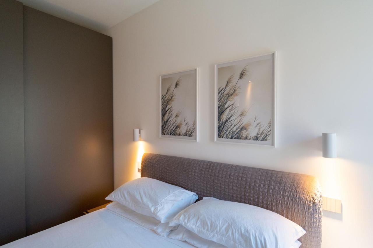 Aurealiving - Trastevere Suite With Rooftop & Gym, Your Place In Rom Exterior foto