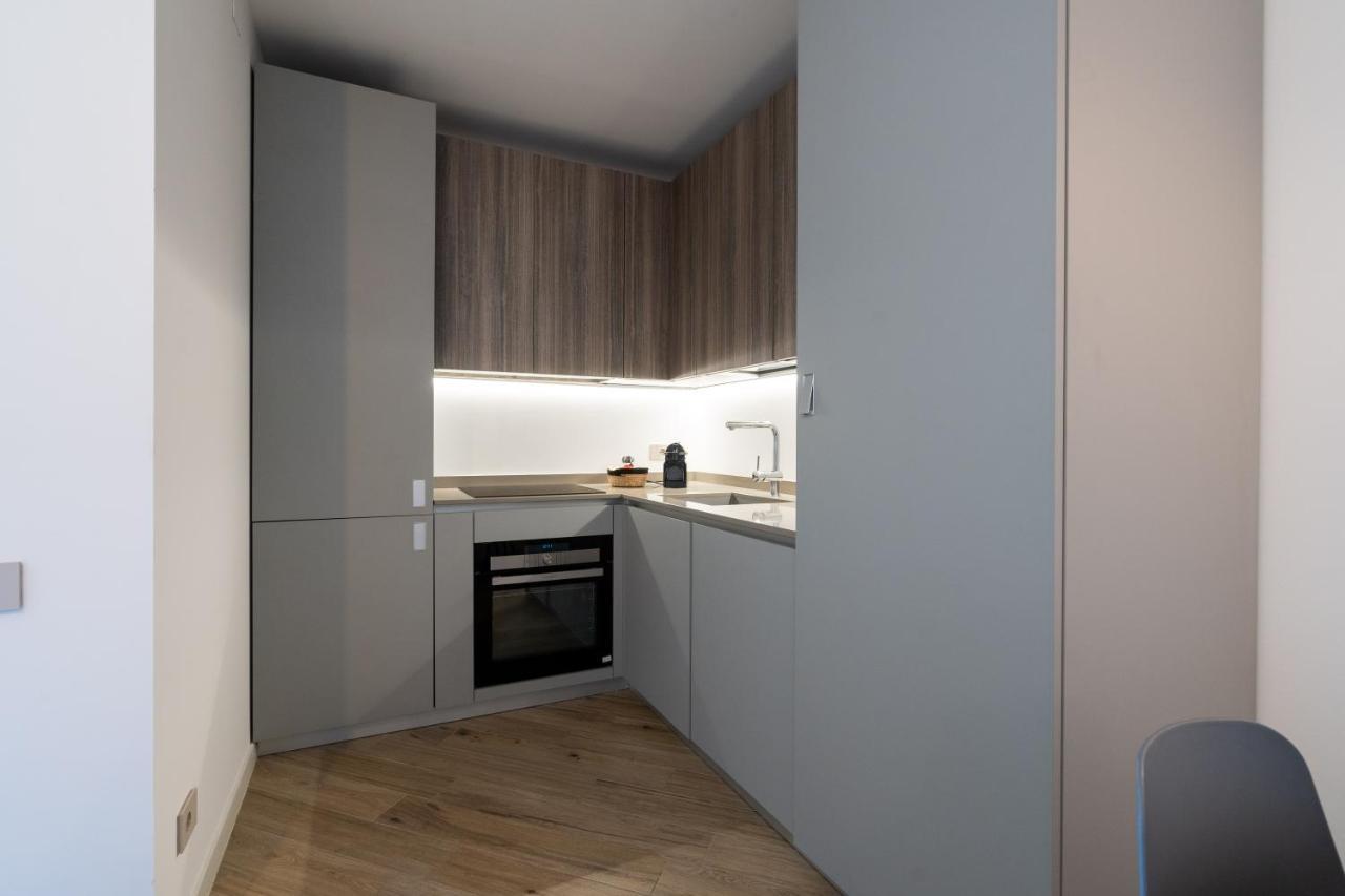 Aurealiving - Trastevere Suite With Rooftop & Gym, Your Place In Rom Exterior foto