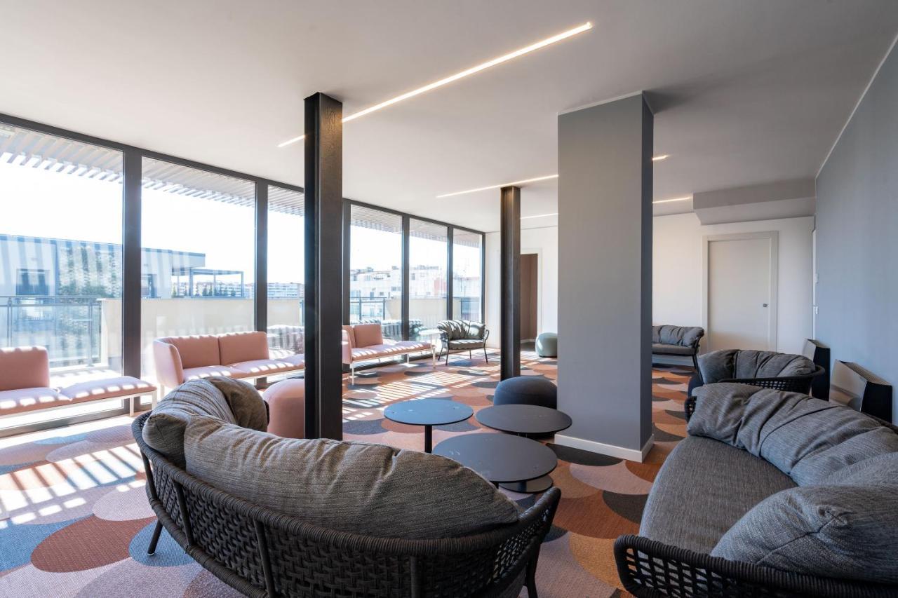 Aurealiving - Trastevere Suite With Rooftop & Gym, Your Place In Rom Exterior foto